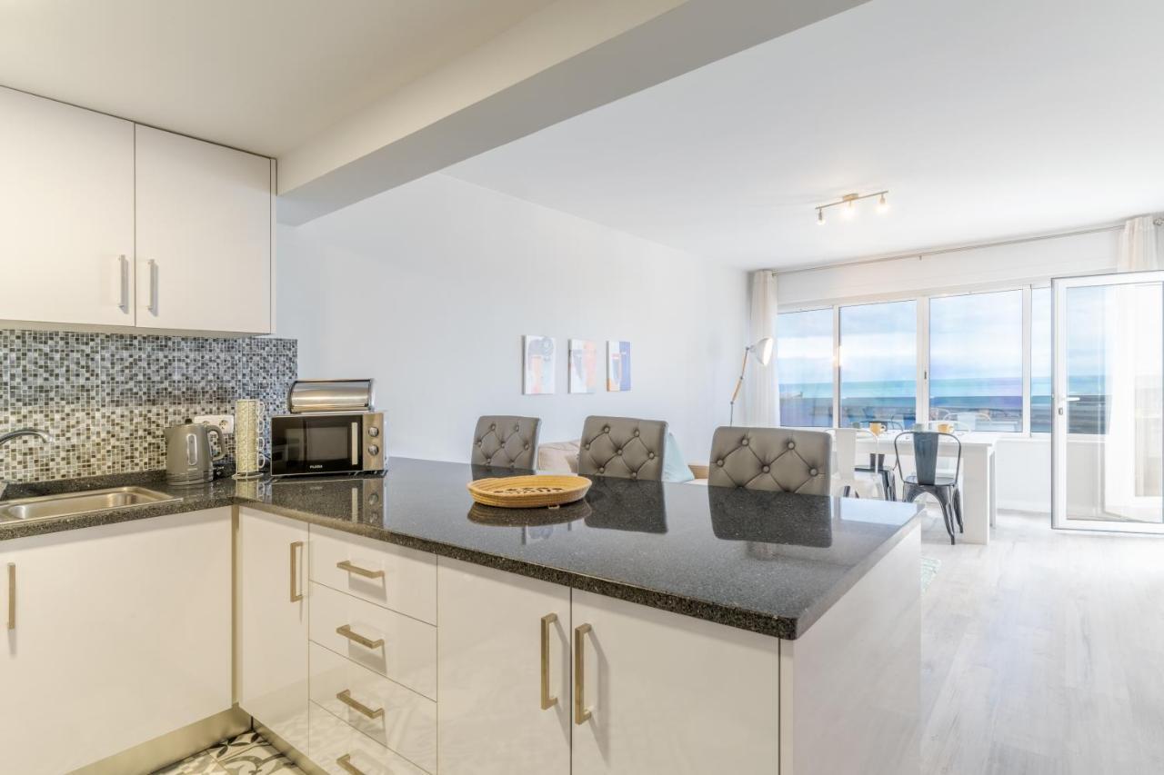 Top Floor Arriaga Apartment 804 ฟุงชาล ภายนอก รูปภาพ